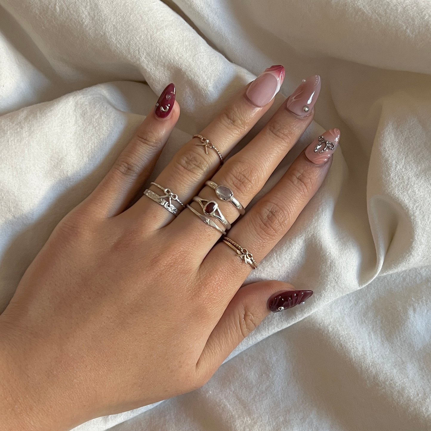 nora — ring