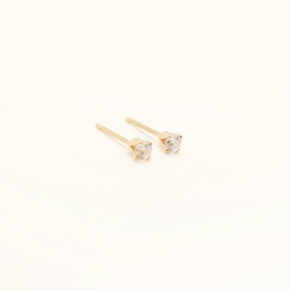 pia — earrings